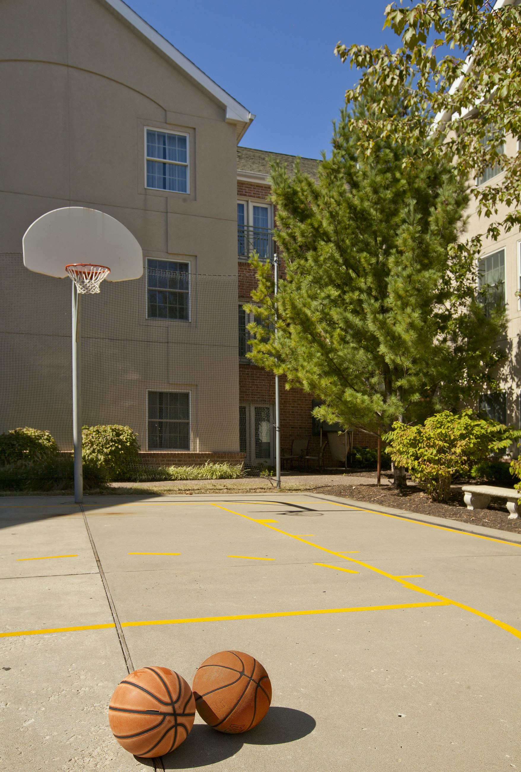 Homewood Suites by Hilton Kansas City Airport 42/43