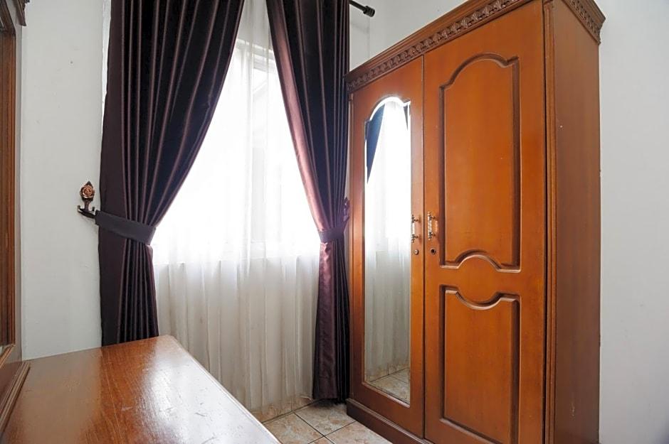 OYO 3133 Wisma Yampi SyariAh 7/22