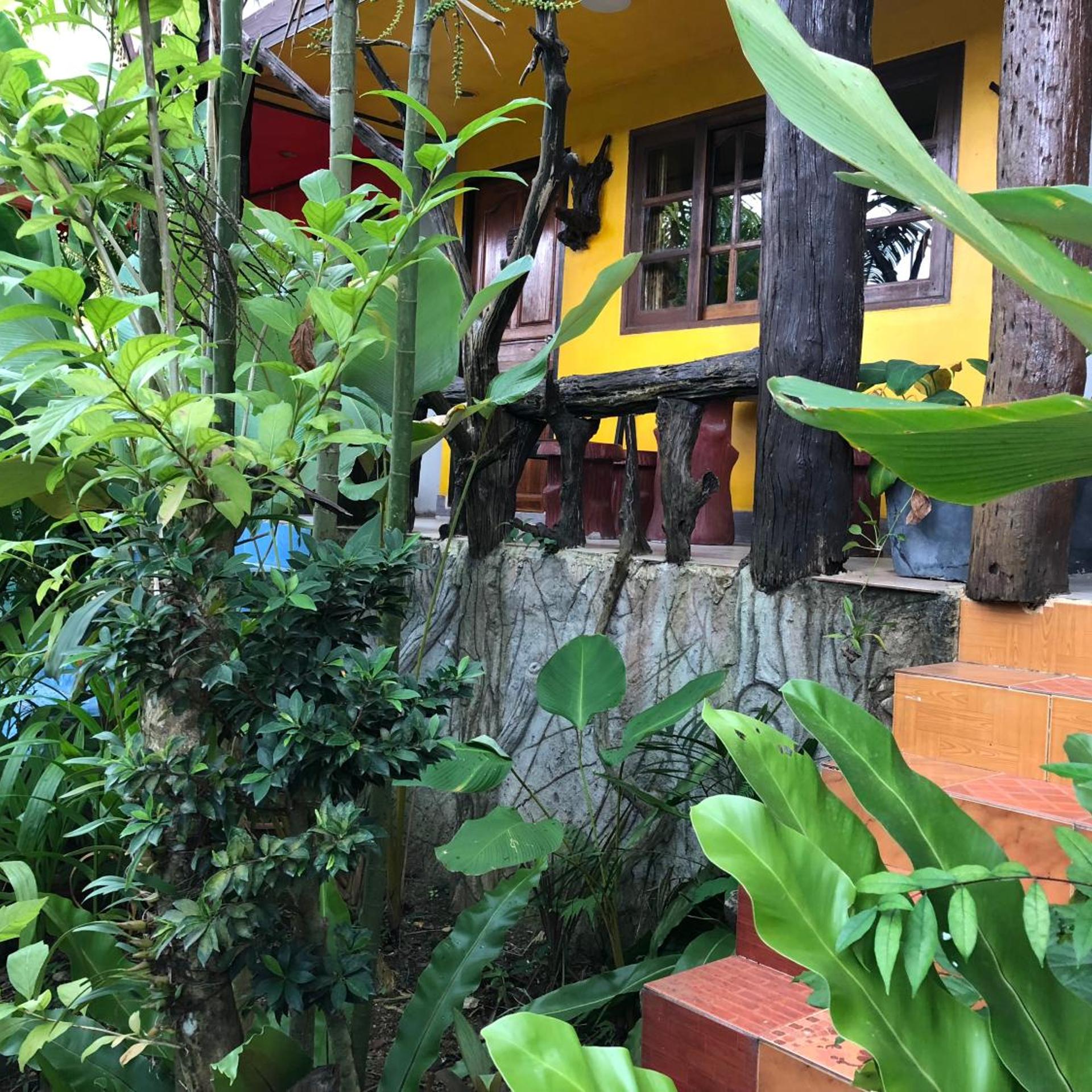 Ruan Mai Sang Ngam Resort 40/47