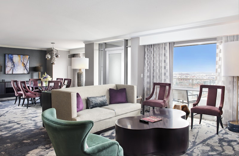 Hilton Baltimore Inner Harbor 38/84