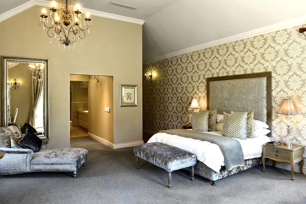L Ermitage Franschhoek Chateau Villas 17/52