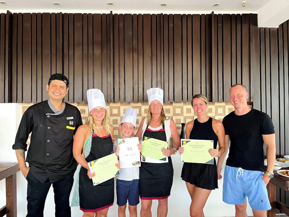 KC Beach Hotel Samui (Ex KC Beach Club & Pool Villas) 130/141