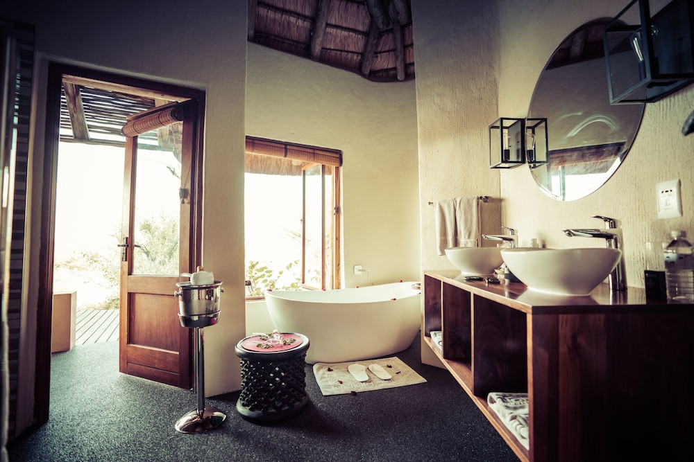 Rhulani Safari Lodge 46/76