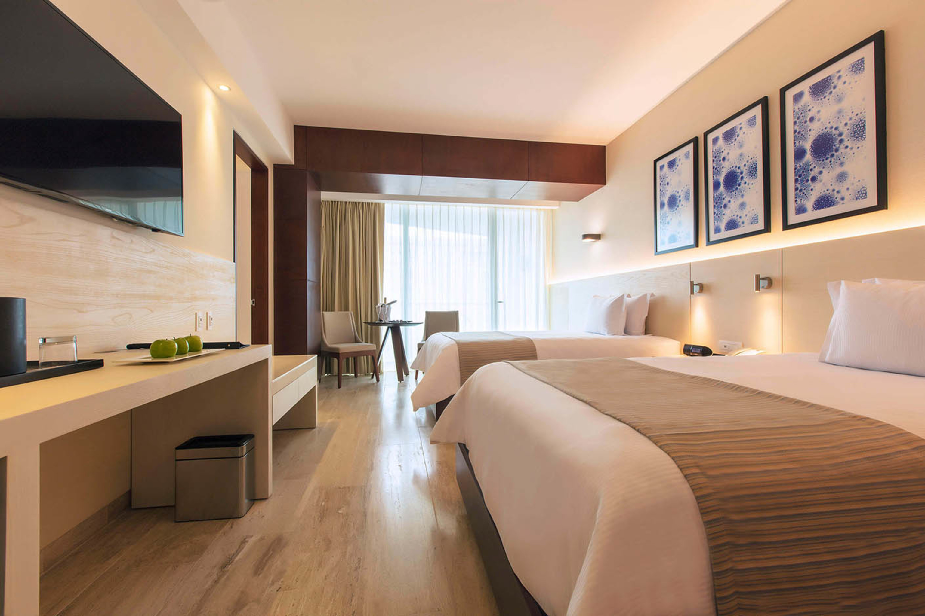 Altitude, 2 Double Beds