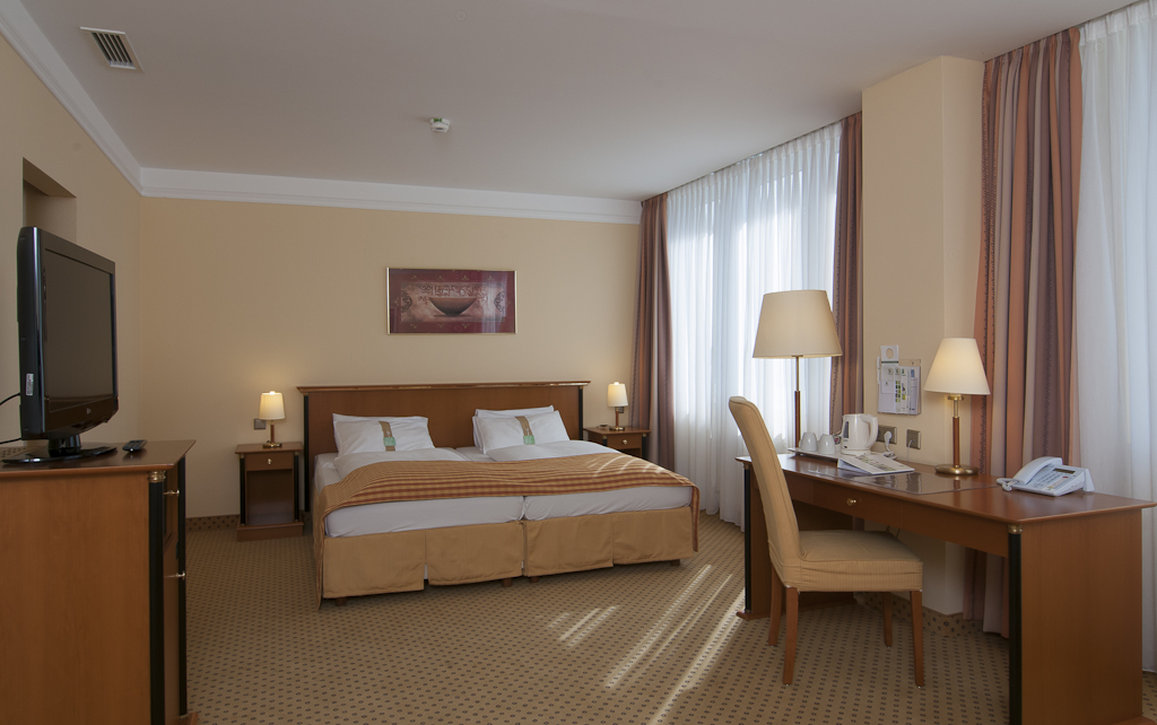 Holiday Inn Munchen Unterhaching 22/80
