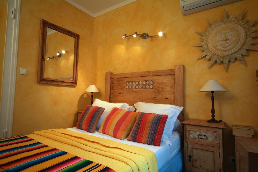 Motel, Economy