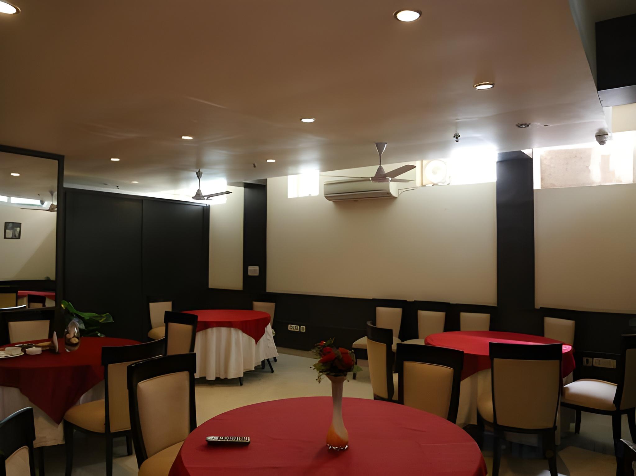 Meridian Plaza Hotel 26/34