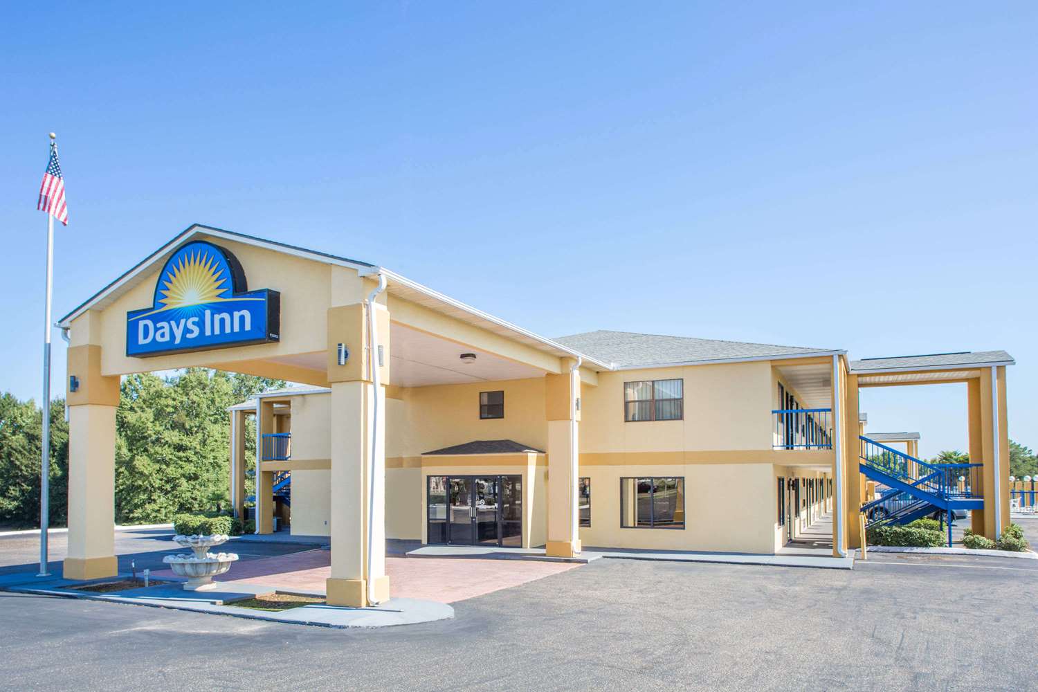 Days Inn by Wyndham Enterprise 21/26