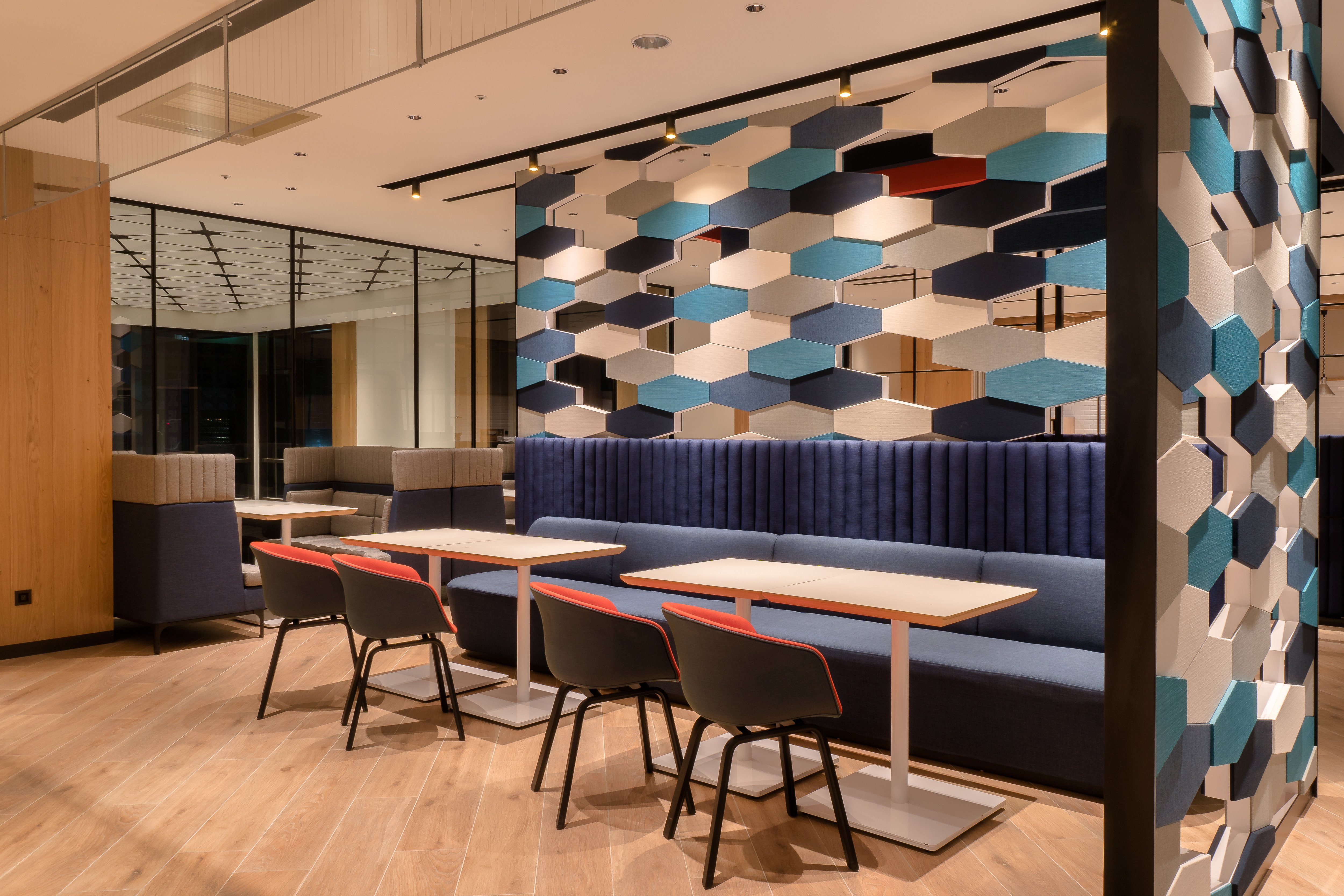 Holiday Inn Express Chiayi 46/49