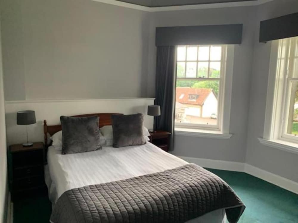OYO Dunmar House Hotel 23/60