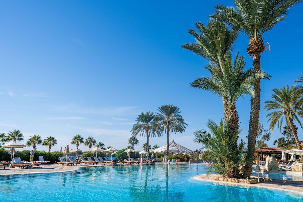 Coral Beach Hotel and Resort 10/95