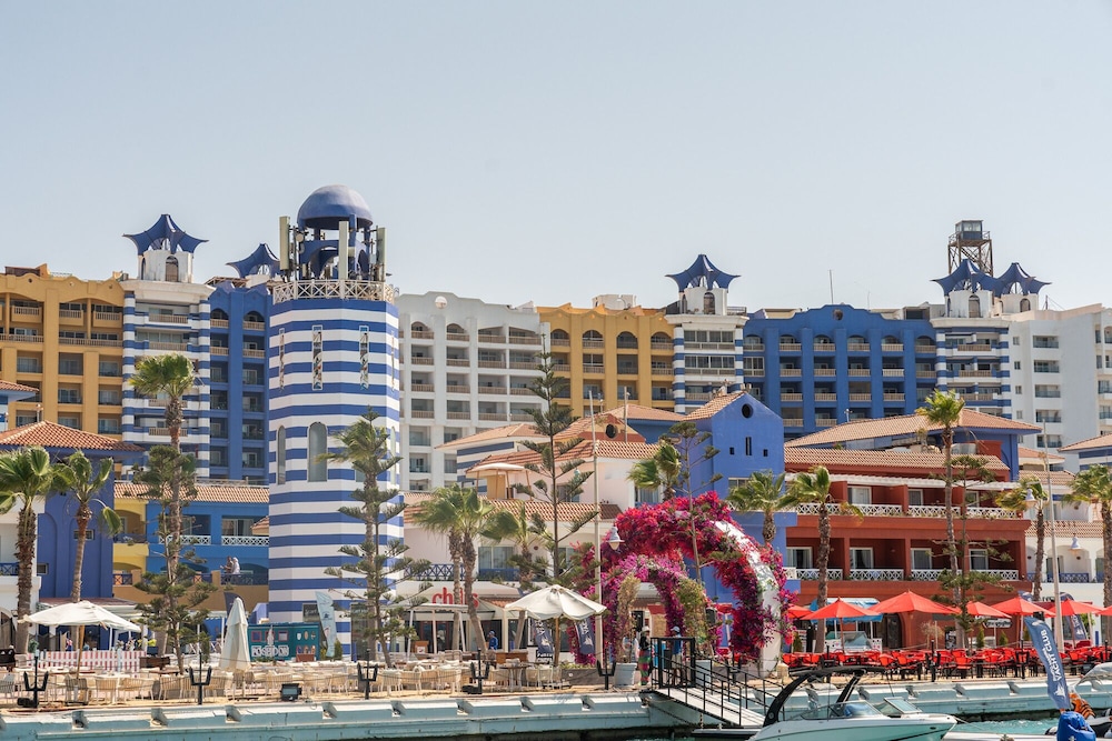 M Hotels at Porto Marina 44/50