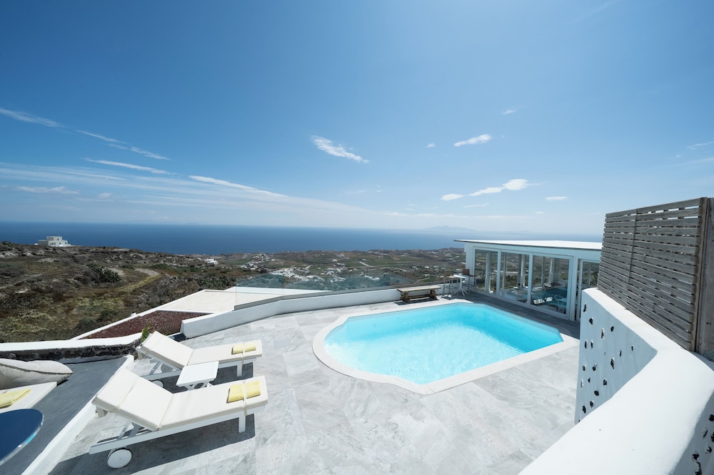Belle Etoile Villas 69/75