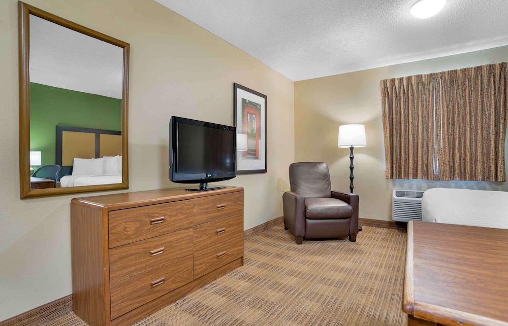 Extended Stay America - Birmingham - Inverness 31/38