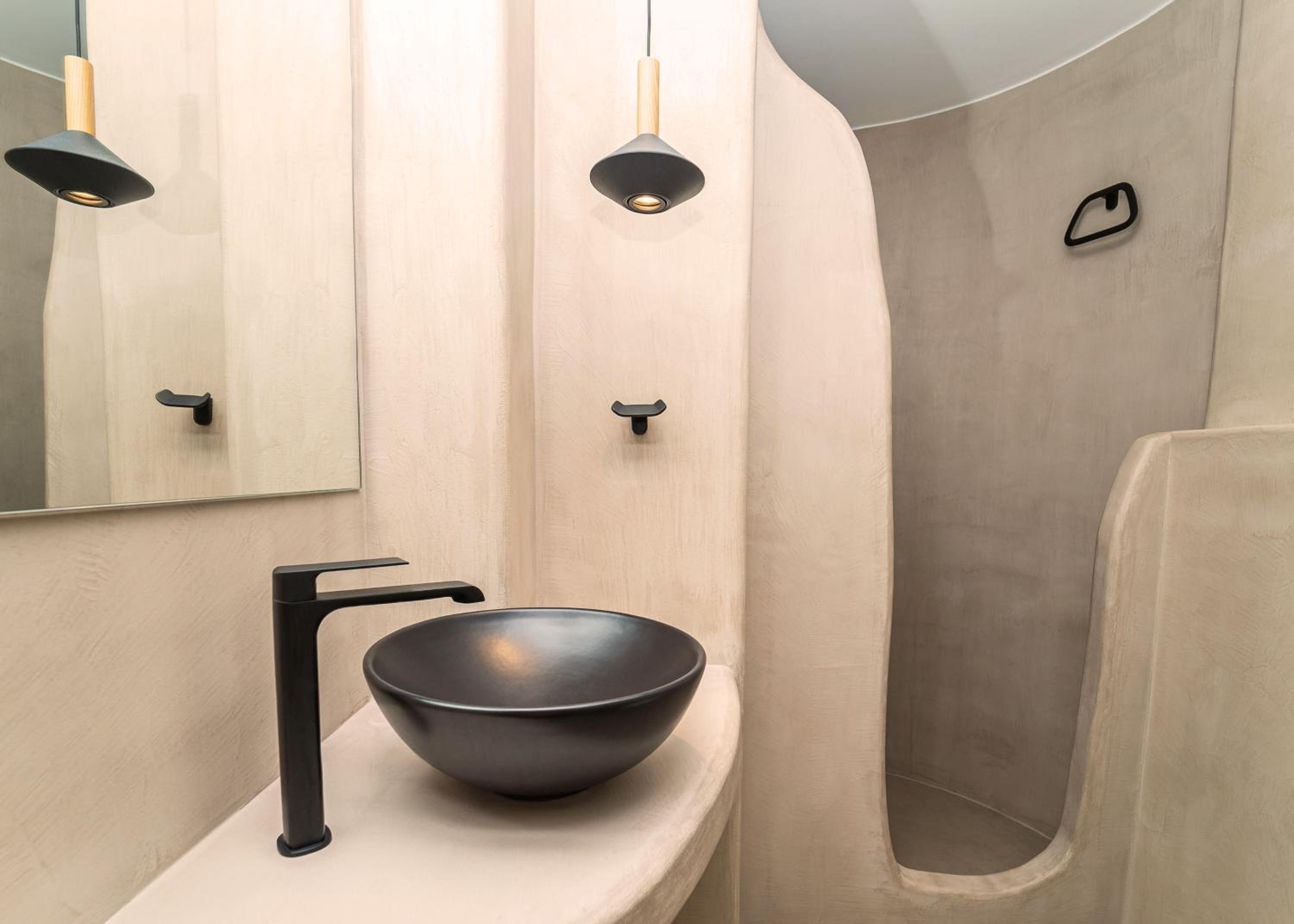SAN GIOVANNI LUXURY STUDIOS 53/56