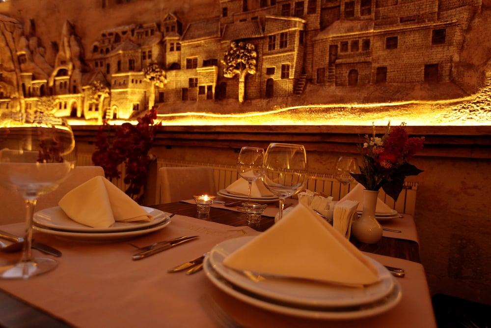 Miras Hotel 32/49