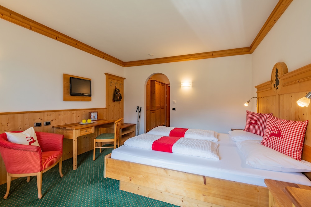 CLASSIC, DOUBLE BED, BALCONY