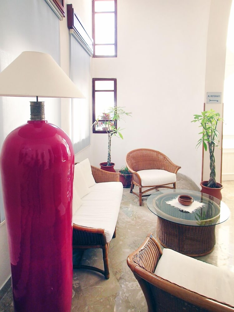 Cossyra Hotel 17/50