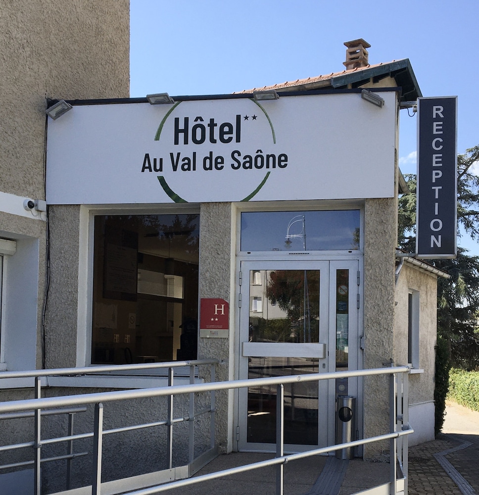 Hotel du Val de Saone 48/59