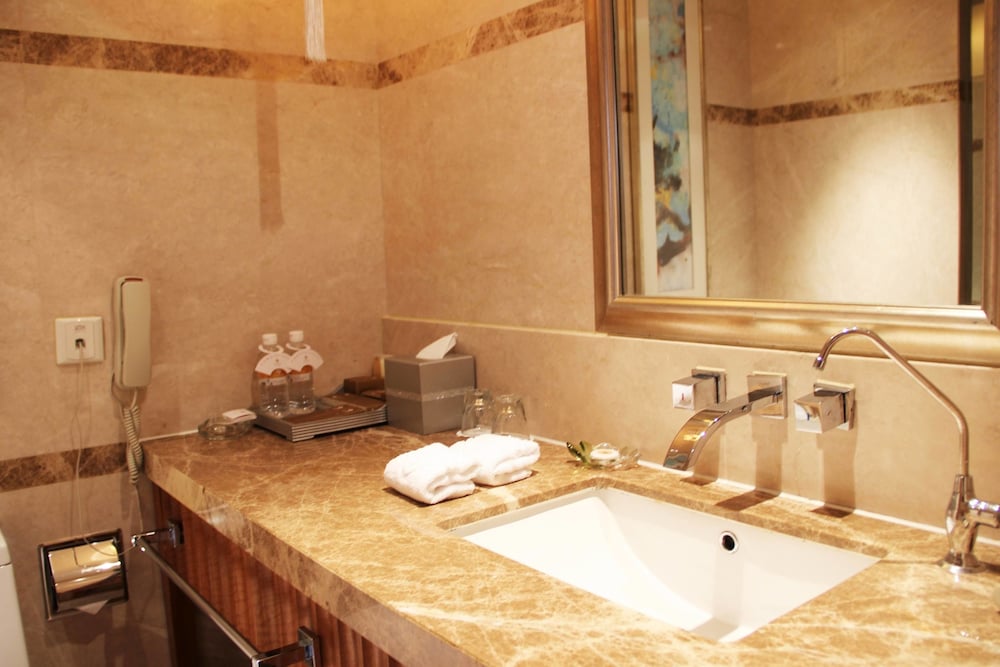 Glarun Jinling HOTEL 22/66