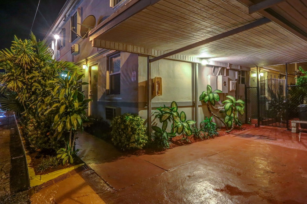Richard s Hotel 62/65