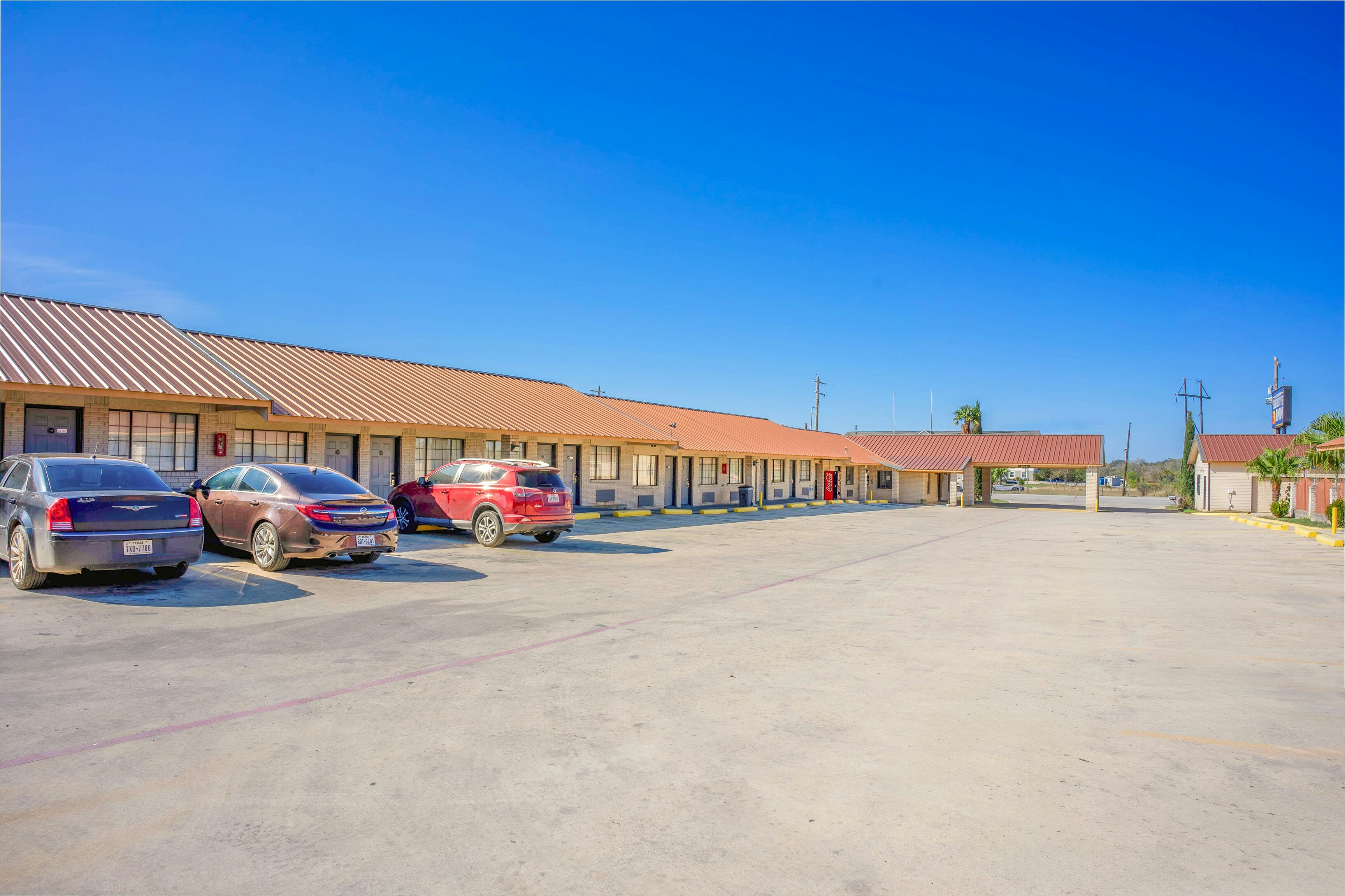 Pleasanton Executive Inn By OYO 17/42