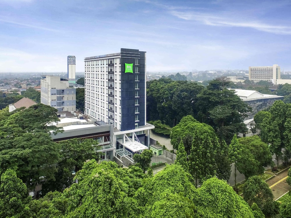 ibis Styles Bogor Pajajaran 4/60