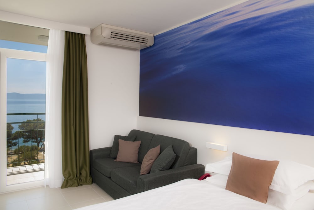 Bluesun Hotel Neptun 8/50