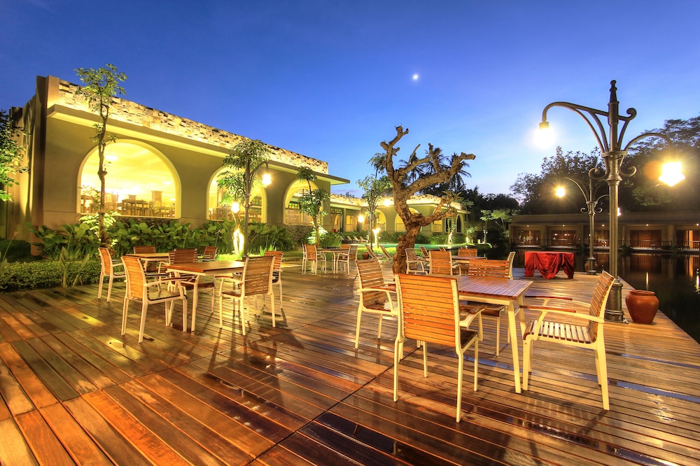 The Westlake Resort Yogya 35/57