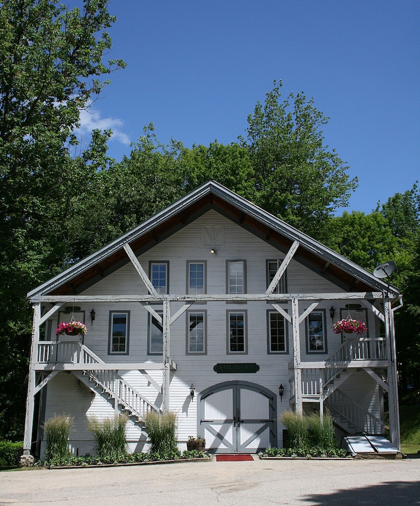Christmas Farm Inn and Spa 2/50