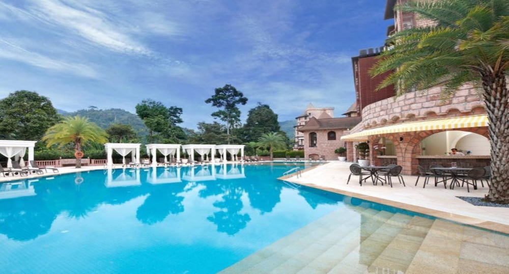 The Chateau Spa & Wellness Resort