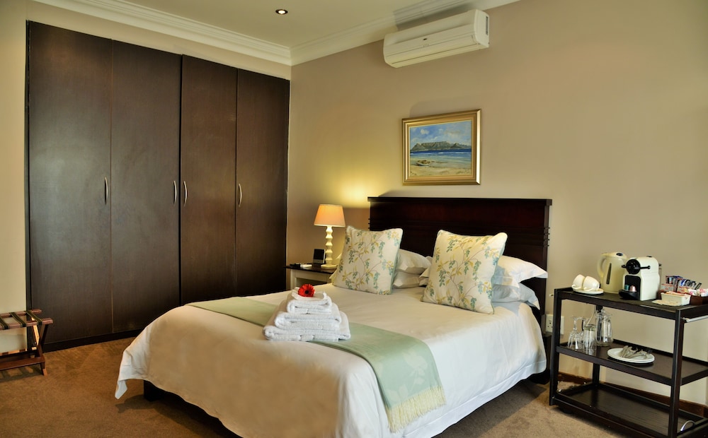 Hyde Park Guest House 22/73