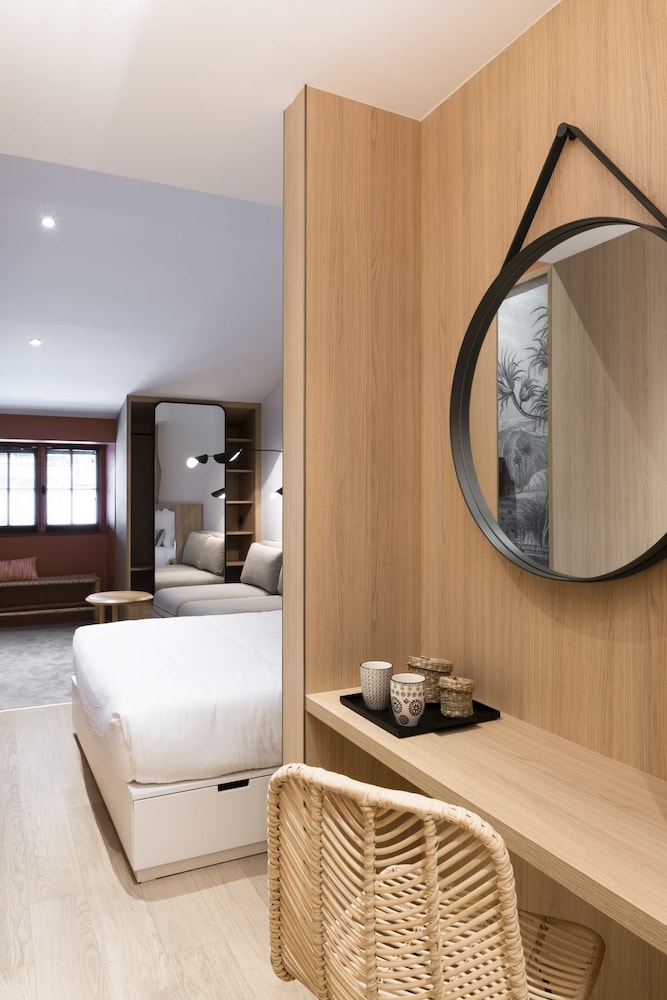 Central Hostel 20/50