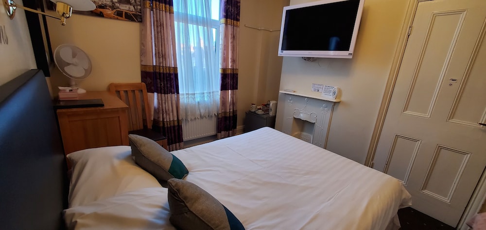 Diamonds Guest House 18/49