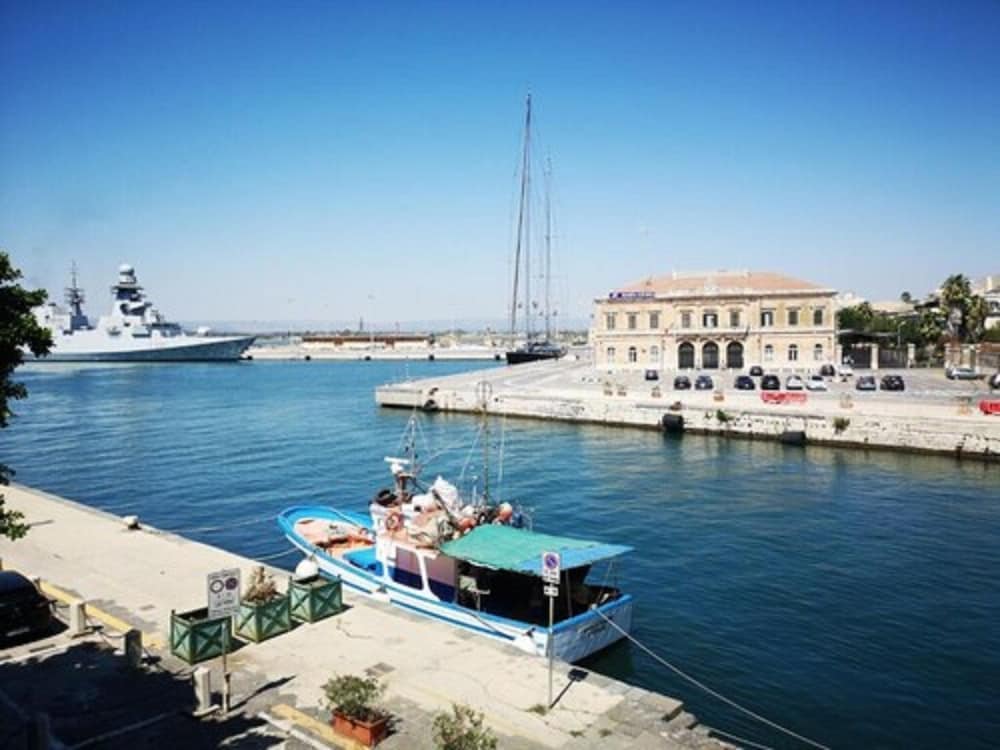 L'approdo Delle Sirene 39/50