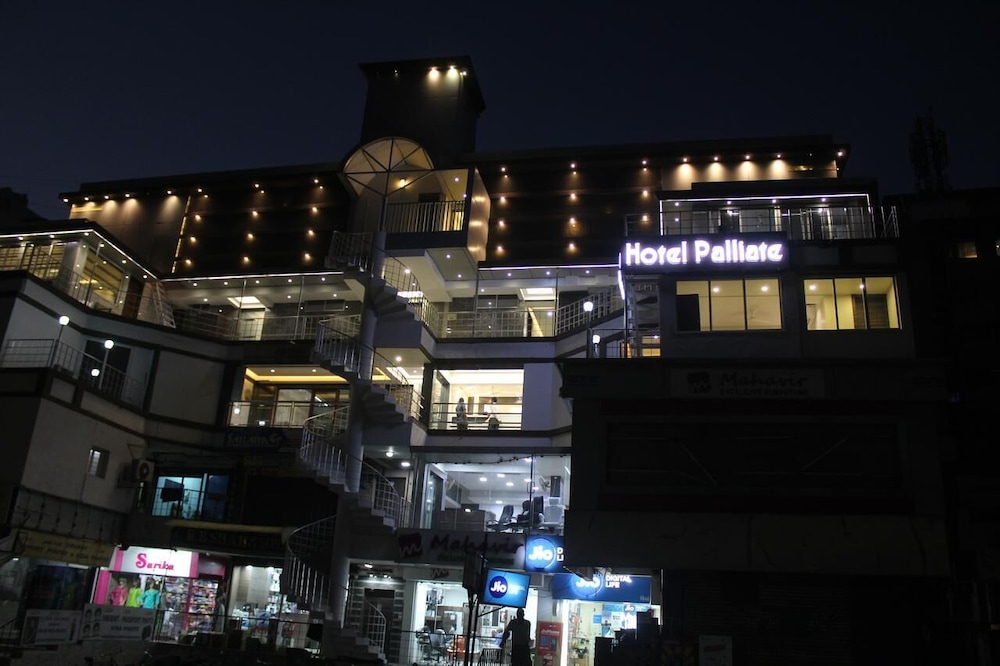 Hotel Palliate, Ahmedabad