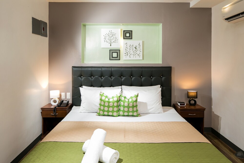 950 Condotel 25/58