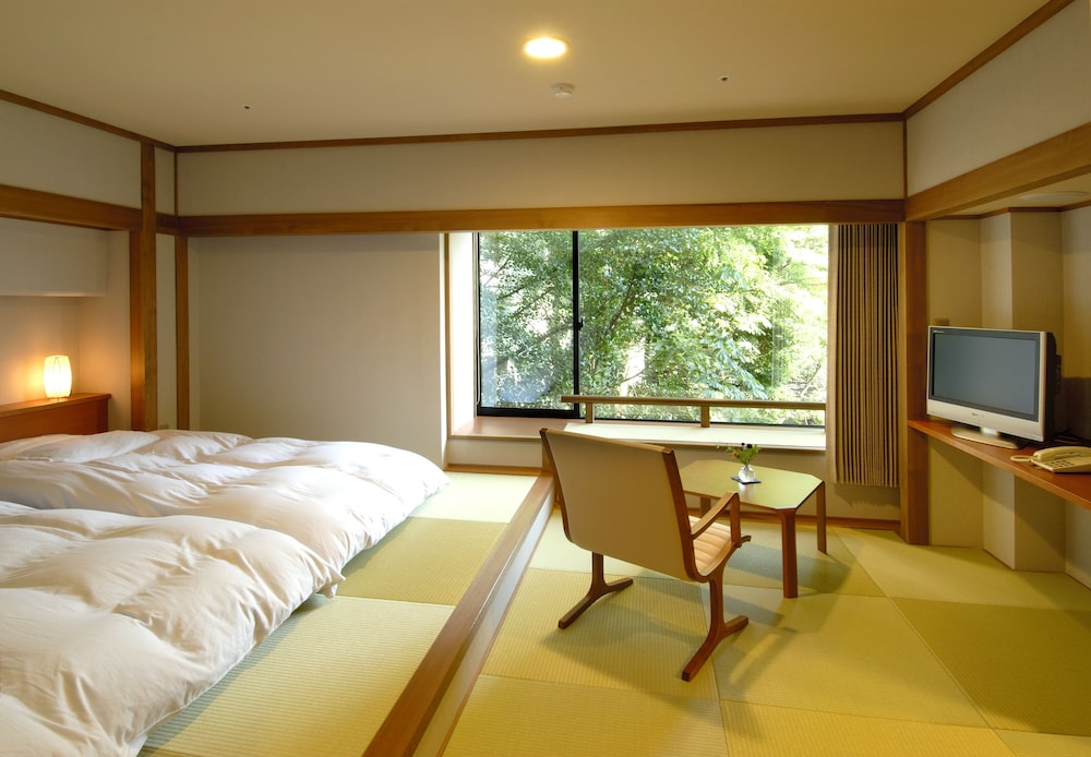 Hohoemi no Yado Takinoyu Hotel 26/77