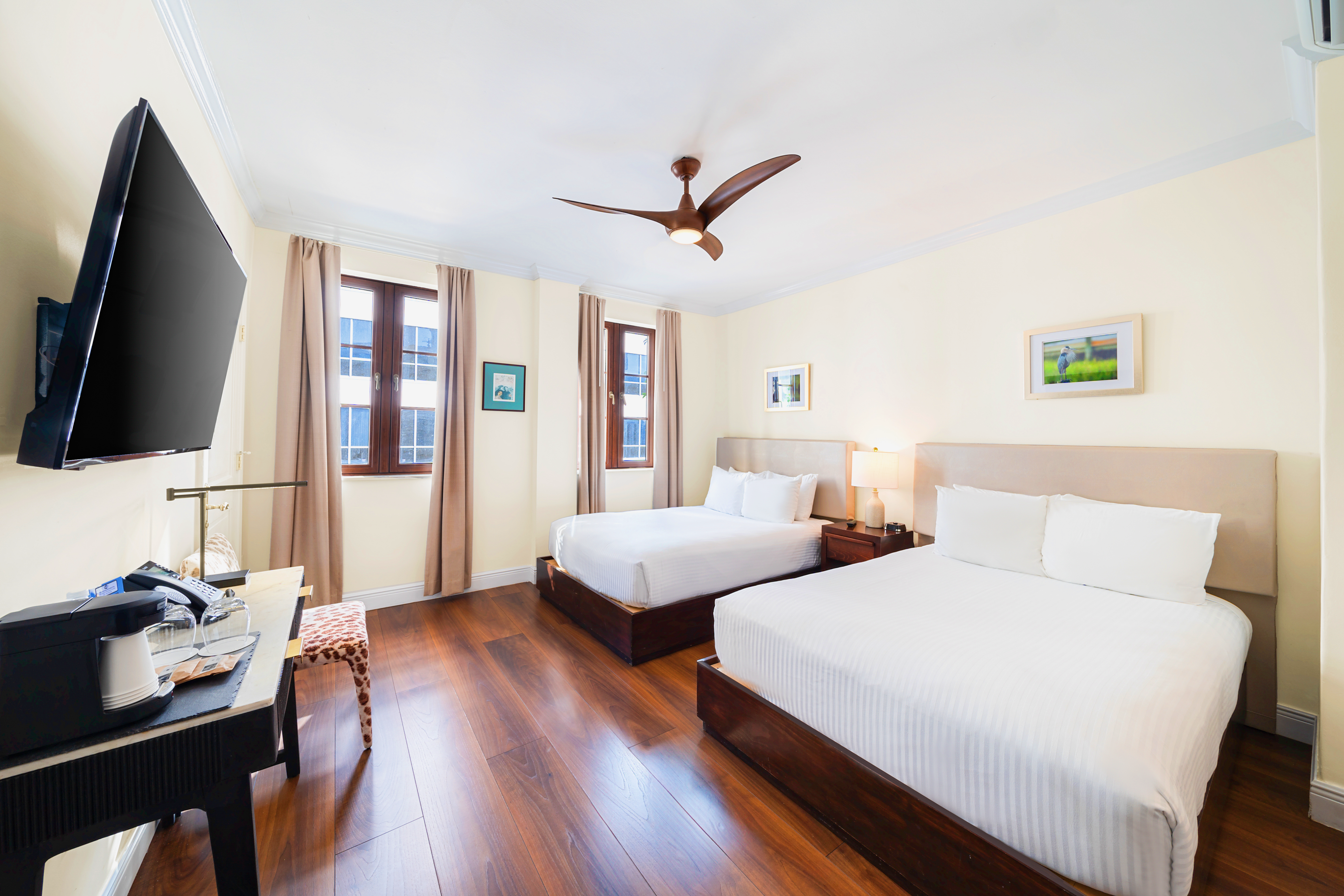St Michel Hotel 9/38