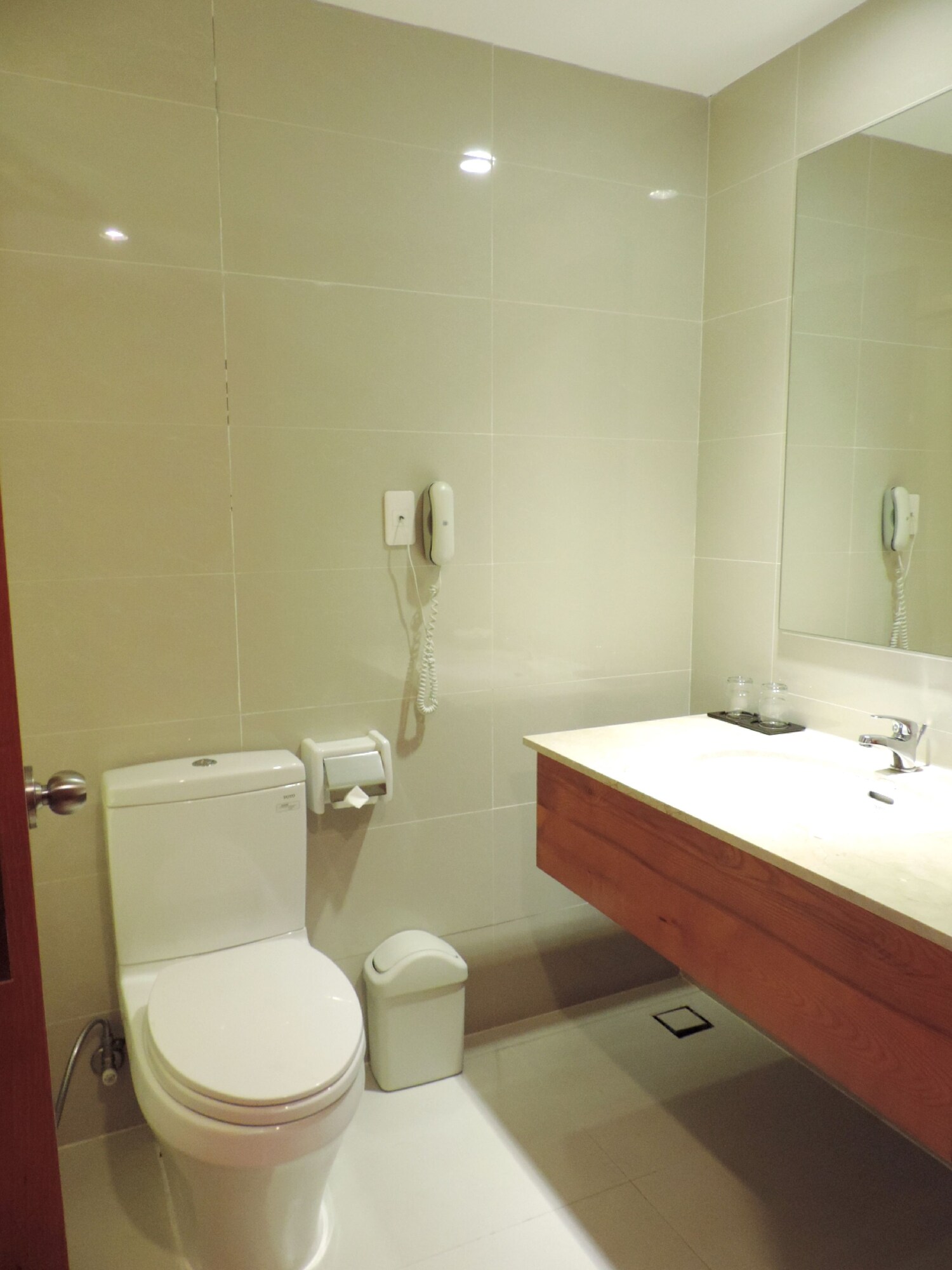 Senior, Deluxe, Double Bed، Saigon Hotel 6/8