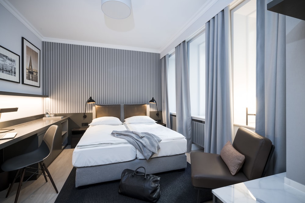 Hotel Alster Hof 12/60