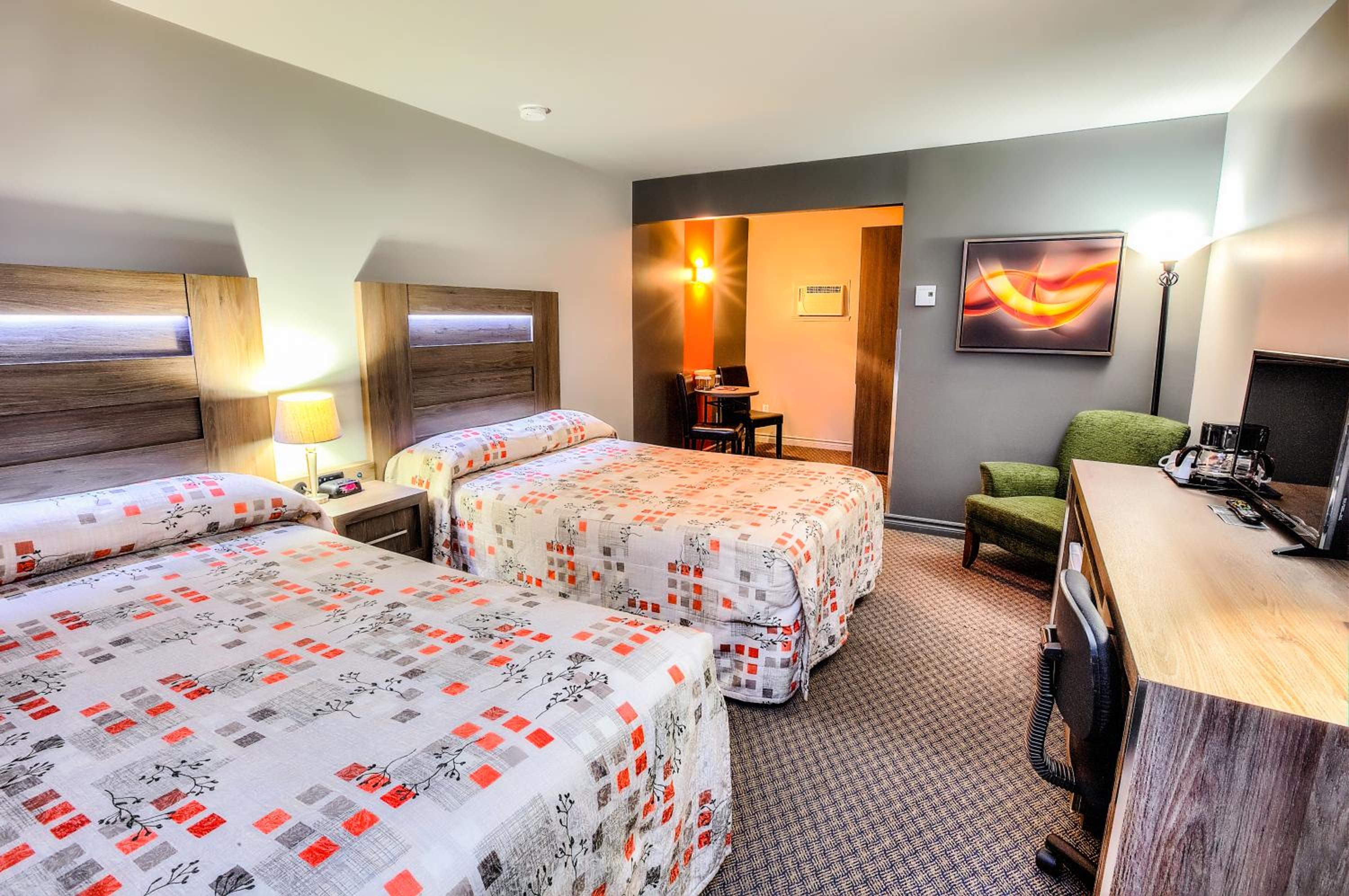 Room, Double or Twin Bed