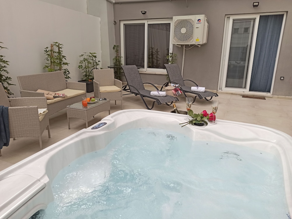 Supreme Luxury Suites By Athens Stay 5/67