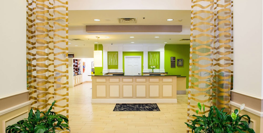 Hilton Garden Inn Rochester Downtown MN 6/40