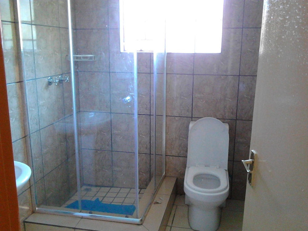 Pacific Conqueror Self Catering Units 32/32
