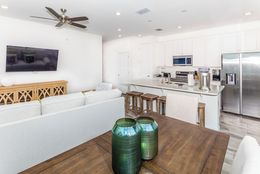 Margaritaville Cottages Orlando with H2O Waterpark by Rentyl 23/50