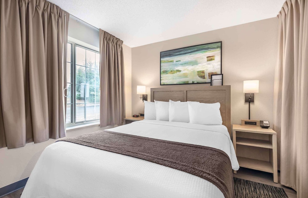 Extended Stay America Washington D C Alexandria Eisenhower Ave 9/40