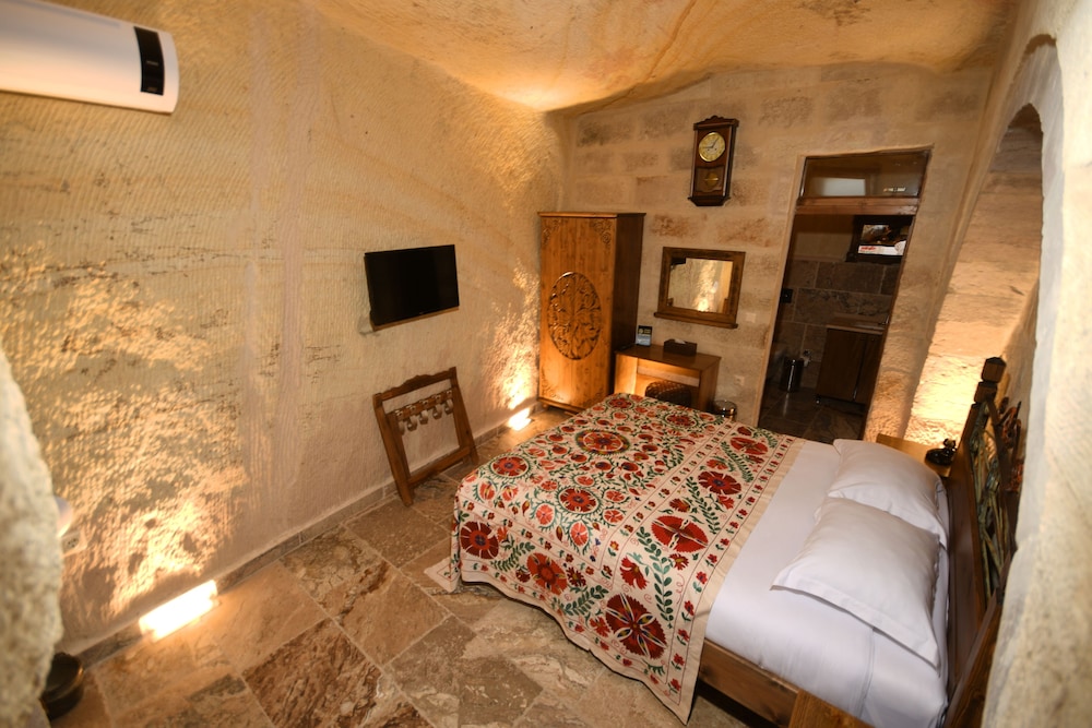 Nostalji Cave Suit Hotel 11/50