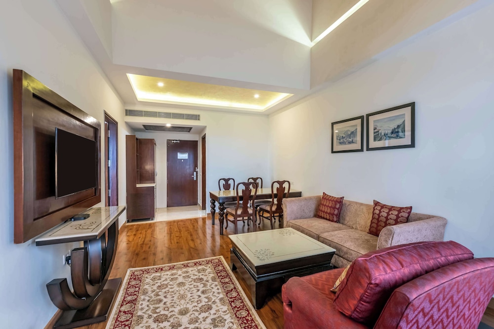 Glenview Resort Kasauli, a member of Radisson Individuals 29/50