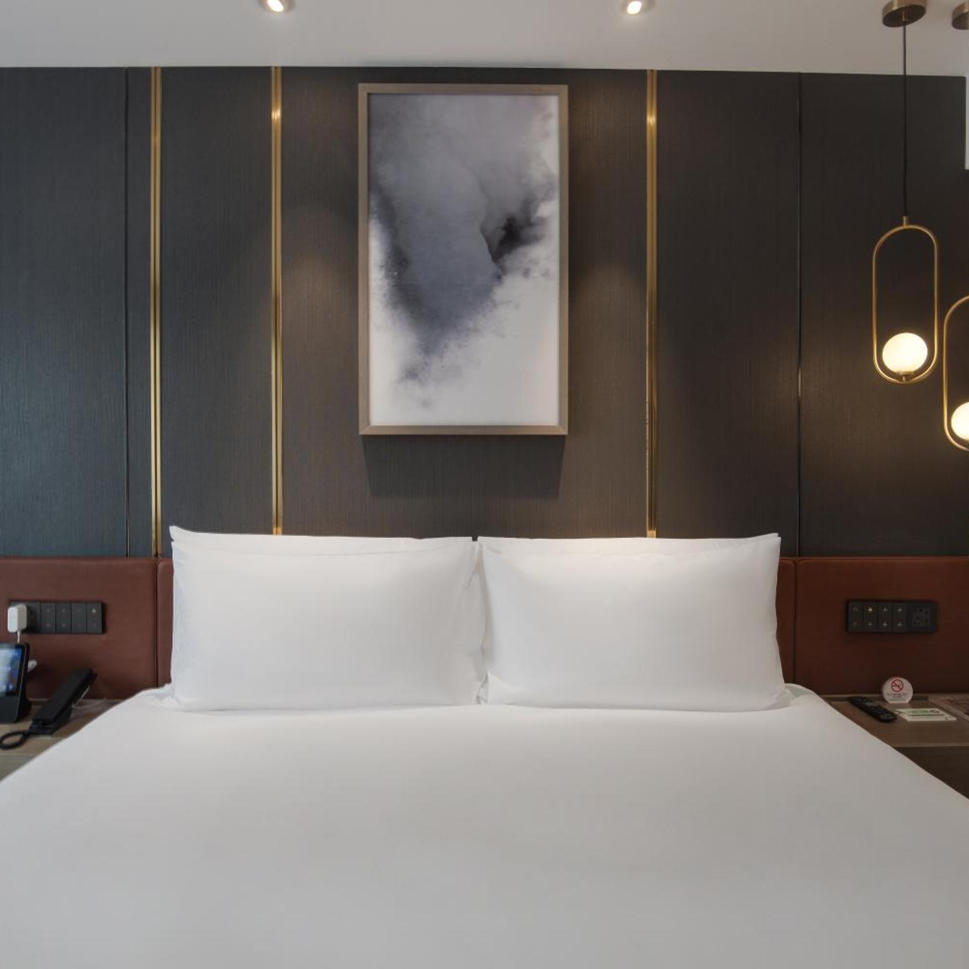 Orange Hotel (Beijing Yansha Liangma River) 4/50